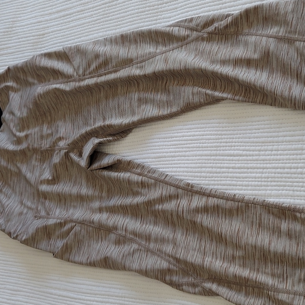 Women's running capris beige tan off white size small Ododos